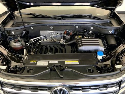 Used 2023 Volkswagen Atlas Cross Sport SEL Premium R-Line image 10