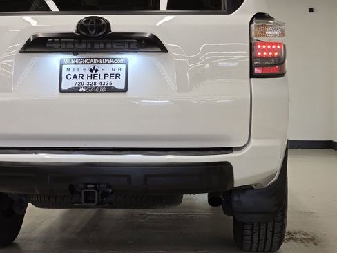 Used 2020 Toyota 4Runner TRD Off-Road Premium w/ Moonroof Package AWD/4WD image 55