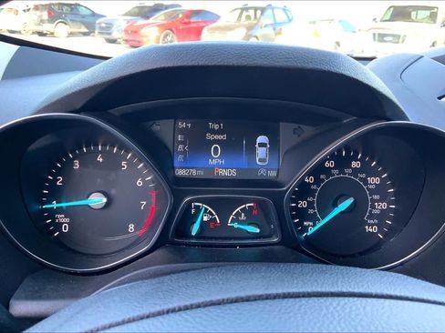 Used 2018 Ford Escape SE image 26