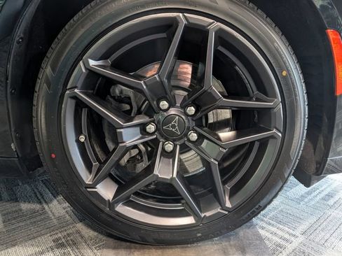 Used 2024 Dodge Charger Daytona R/T w/ Plus Group AWD/4WD image 9