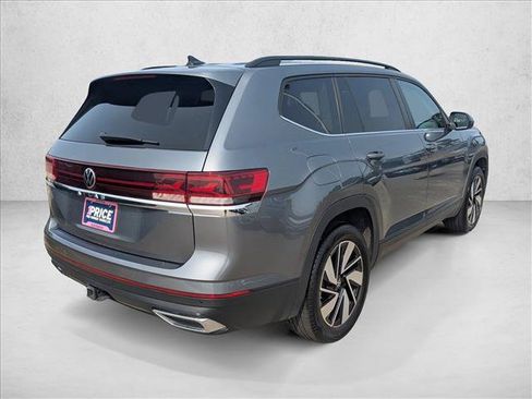 Used 2025 Volkswagen Atlas SE FWD image 5