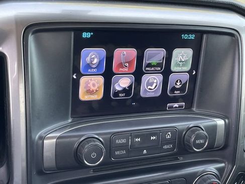 Used 2018 Chevrolet Silverado 1500 LT w/ Texas Edition RWD image 17
