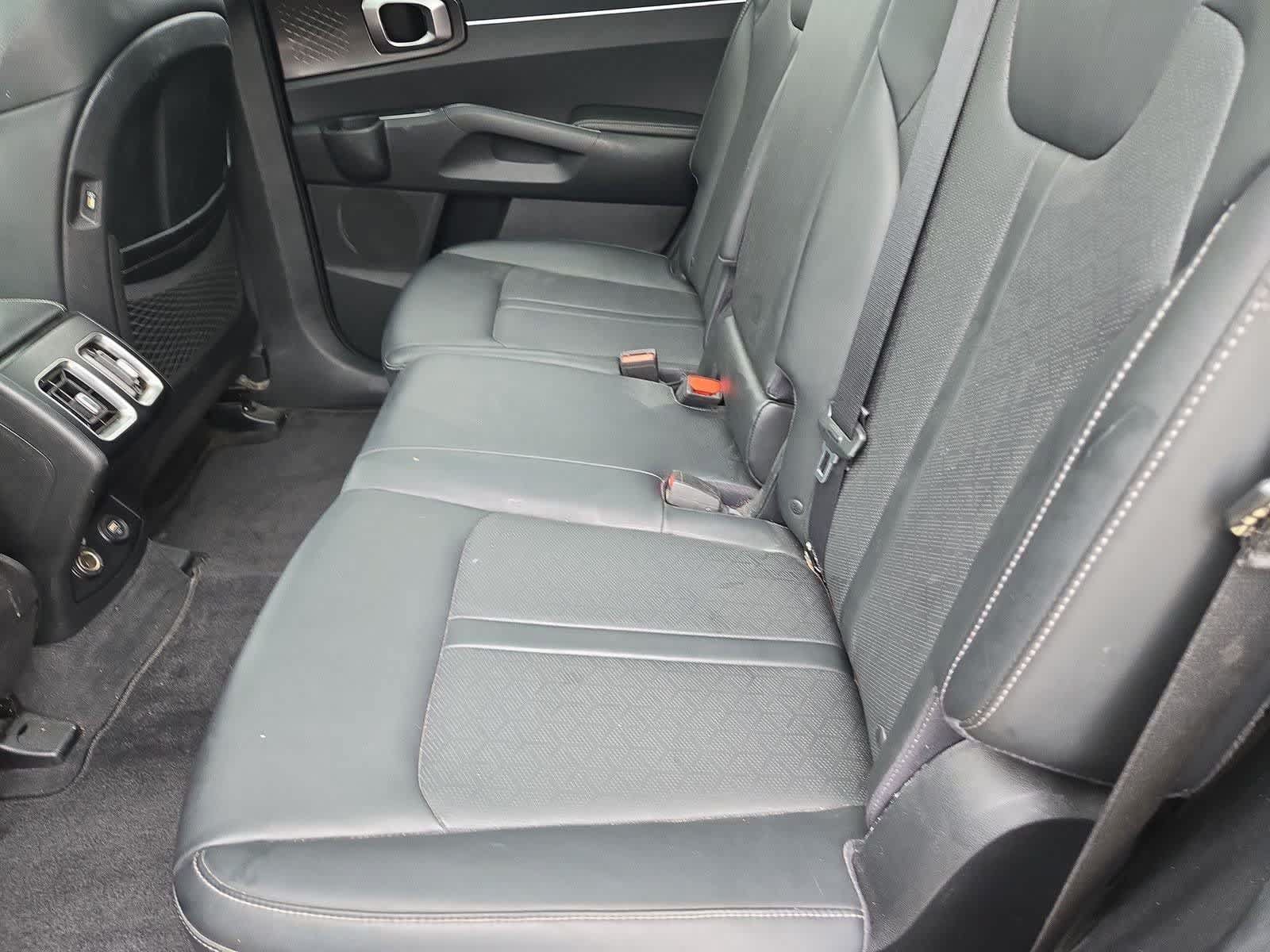 Certified 2021 Kia Sorento S w/ Panoramic Sunroof Package FWD image 18