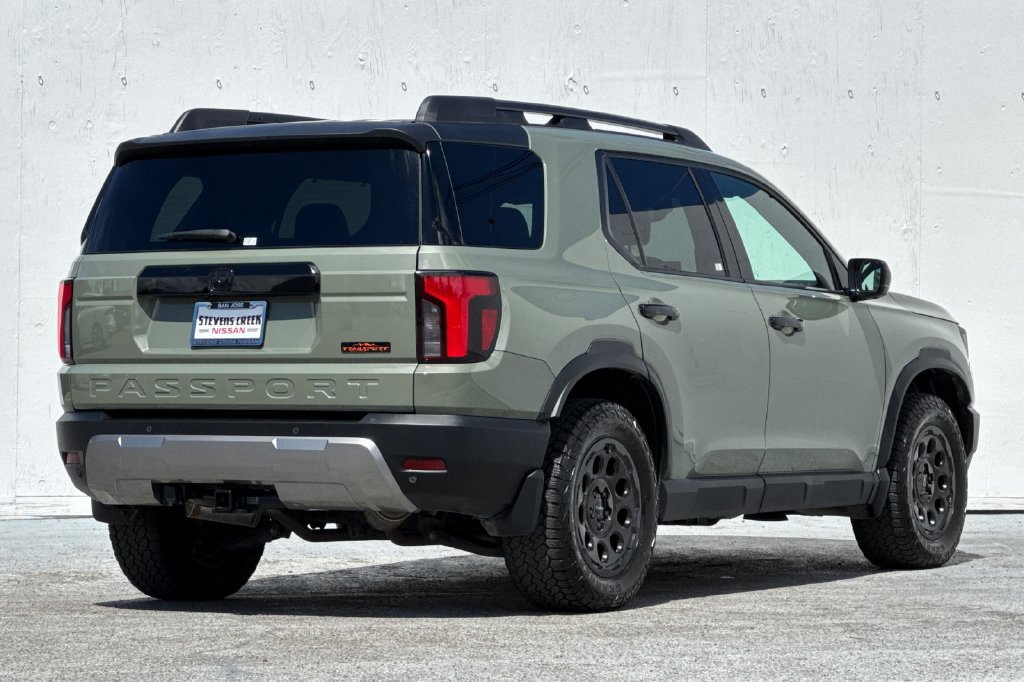 Used 2026 Honda Passport TrailSport Elite image 3