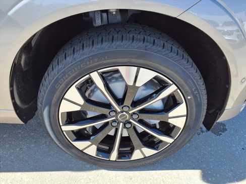 New 2026 Volvo XC60 B5 Plus w/ Protection Package Premier image 9