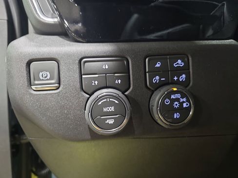 New 2026 Chevrolet Silverado 2500 LT w/ Trail Boss Package AWD/4WD image 26