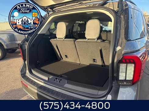 New 2026 Ford Explorer Active w/ Active Comfort Package AWD/4WD image 13
