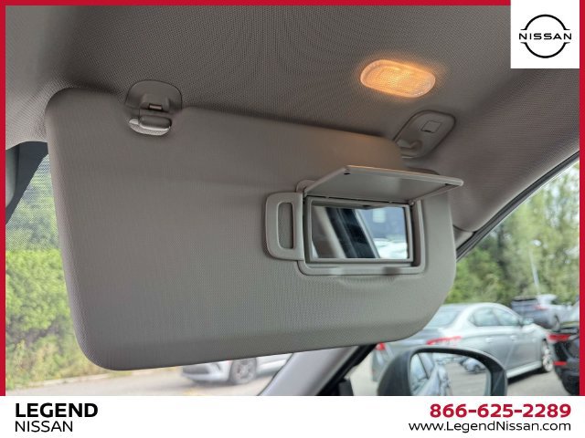 Used 2023 Nissan Rogue S AWD/4WD image 32