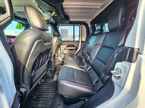 Used 2021 Jeep Gladiator Rubicon image 31
