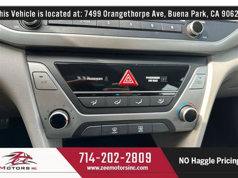 Used 2018 Hyundai Elantra SE FWD image 30