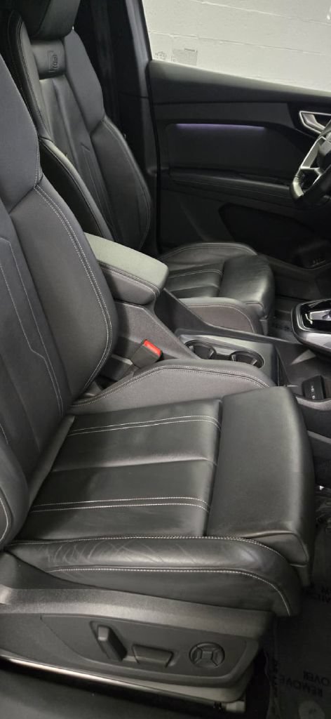 Used 2024 Audi Q4 e-tron Premium w/ Convenience Package AWD/4WD image 11