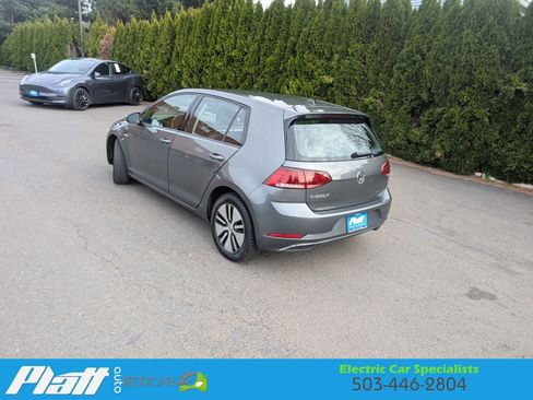 Used 2019 Volkswagen e-Golf SE w/ Driver Assistance Package image 45