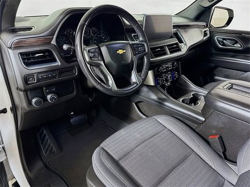 Used 2021 Chevrolet Suburban LS image 7