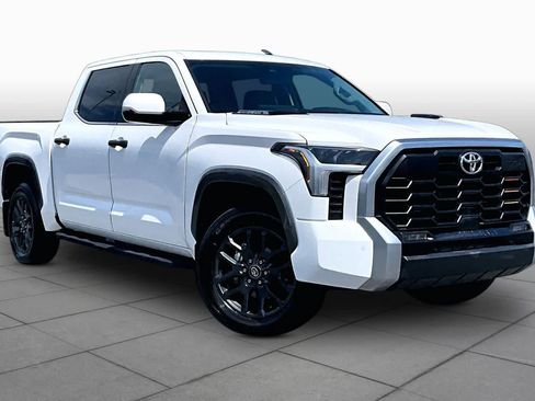 Used 2023 Toyota Tundra Limited w/ Power Package AWD/4WD image 3