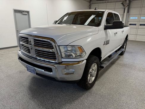 Used 2014 RAM 3500 Big Horn AWD/4WD image 2