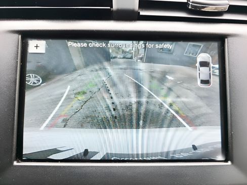 Used 2018 Ford Fusion SE w/ Fusion SE Technology Package FWD image 35