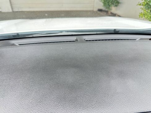 Used 2025 Toyota RAV4 XLE image 18