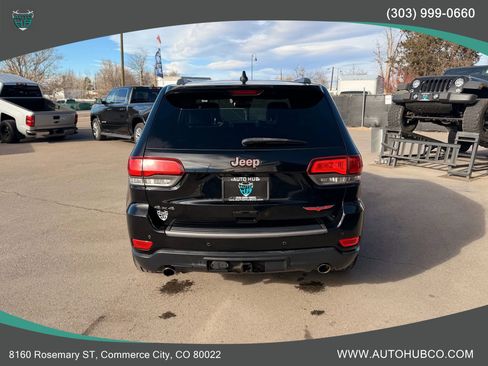 Used 2017 Jeep Grand Cherokee Trailhawk AWD/4WD image 5