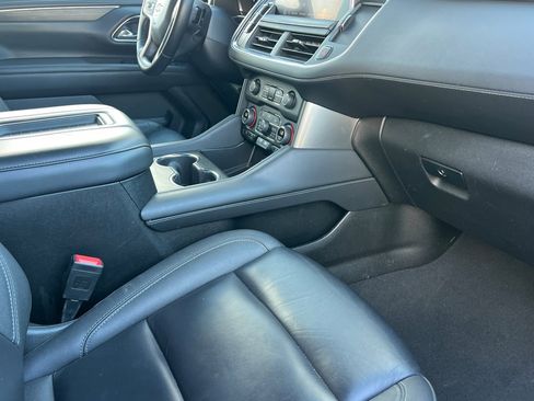 Used 2024 Chevrolet Tahoe LT image 19