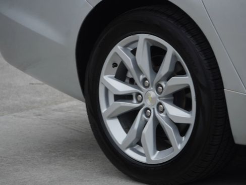 Used 2016 Chevrolet Impala LT image 23