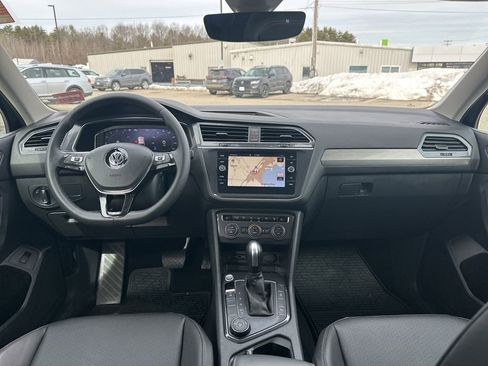 Used 2020 Volkswagen Tiguan SEL image 15