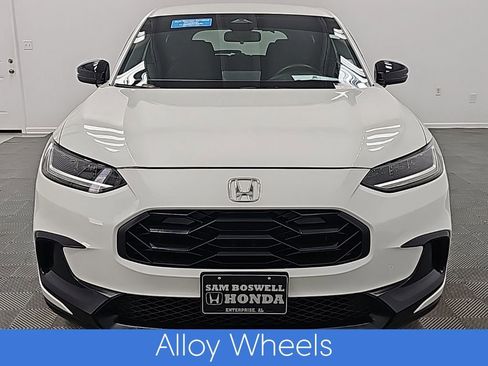 Used 2023 Honda HR-V Sport image 4