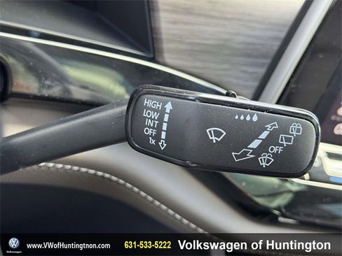 Certified 2025 Volkswagen Atlas SEL image 25