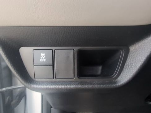 Used 2024 Honda HR-V LX image 17
