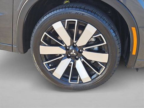 Used 2025 Mitsubishi Outlander SEL FWD image 27