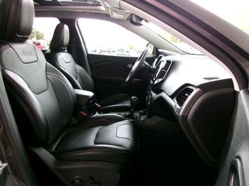 Used 2022 Jeep Cherokee Limited image 20