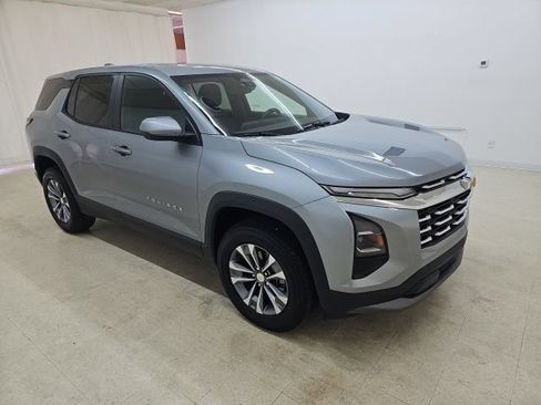 Used 2026 Chevrolet Equinox LT FWD image 14