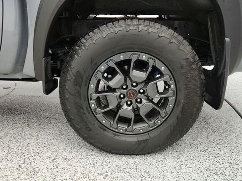 Used 2023 Nissan Frontier PRO-4X w/ Pro-4X Premium Package image 9