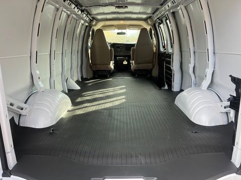 New 2025 Chevrolet Express 2500 Work Van w/ Driver Convenience Package image 15