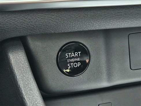 New 2025 Nissan Rogue SL w/ Tech Package image 13