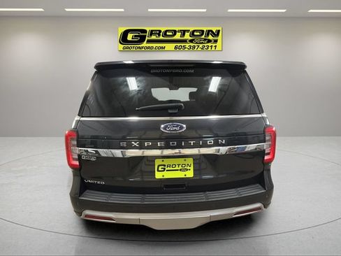Used 2023 Ford Expedition Limited AWD/4WD image 3