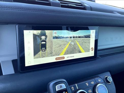 Used 2021 Land Rover Defender 110 S image 25