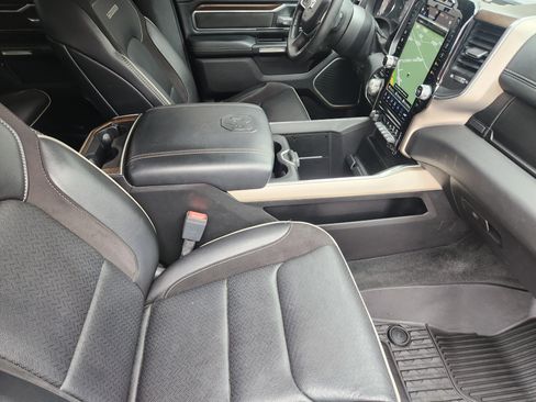 Used 2021 RAM 1500 Laramie w/ Laramie Southwest Edition AWD/4WD image 16