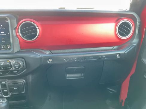 Used 2020 Jeep Wrangler Unlimited Rubicon image 16