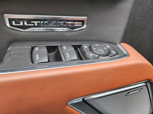 New 2026 GMC Sierra 1500 Denali Ultimate w/ LPO, Utility Wall Package AWD/4WD image 16