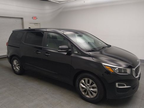 Used 2020 Kia Sedona LX FWD image 11