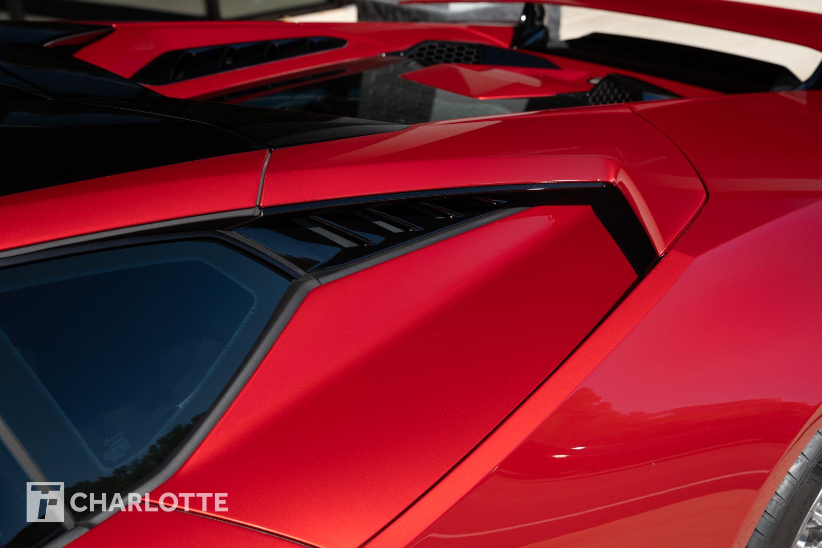 Used 2023 Lamborghini Huracan Tecnica RWD image 13