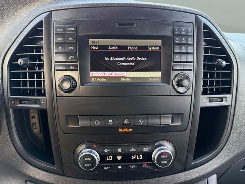 Used 2016 Mercedes-Benz Metris Passenger image 17