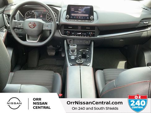 Used 2025 Nissan Rogue SV w/ Rock Creek Premium Package AWD/4WD image 15