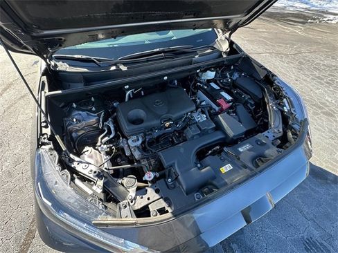 Used 2024 Toyota RAV4 XLE image 31