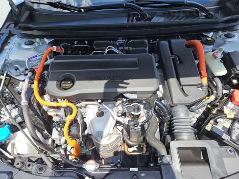 Certified 2024 Honda Accord Sport image 33