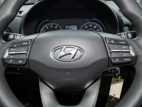 Used 2018 Hyundai Kona SE image 16