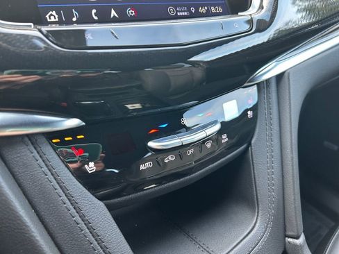 Used 2024 Cadillac XT6 Sport w/ Technology Package AWD/4WD image 37