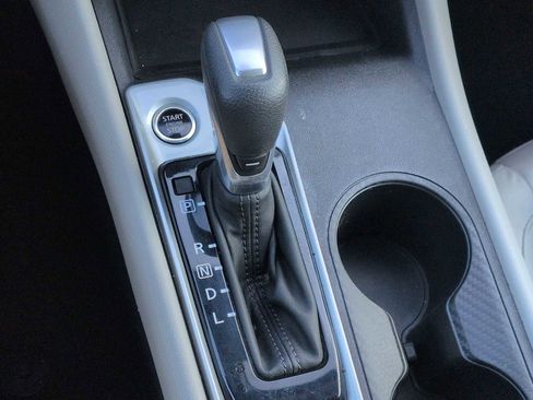 Used 2025 Nissan Altima 2.5 SV FWD image 27
