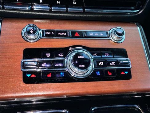 Used 2021 Lincoln Aviator Reserve w/ Equipment Group 201A image 32