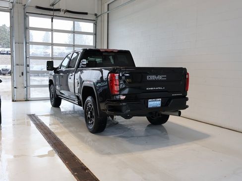 Certified 2024 GMC Sierra 3500 Denali Ultimate image 8